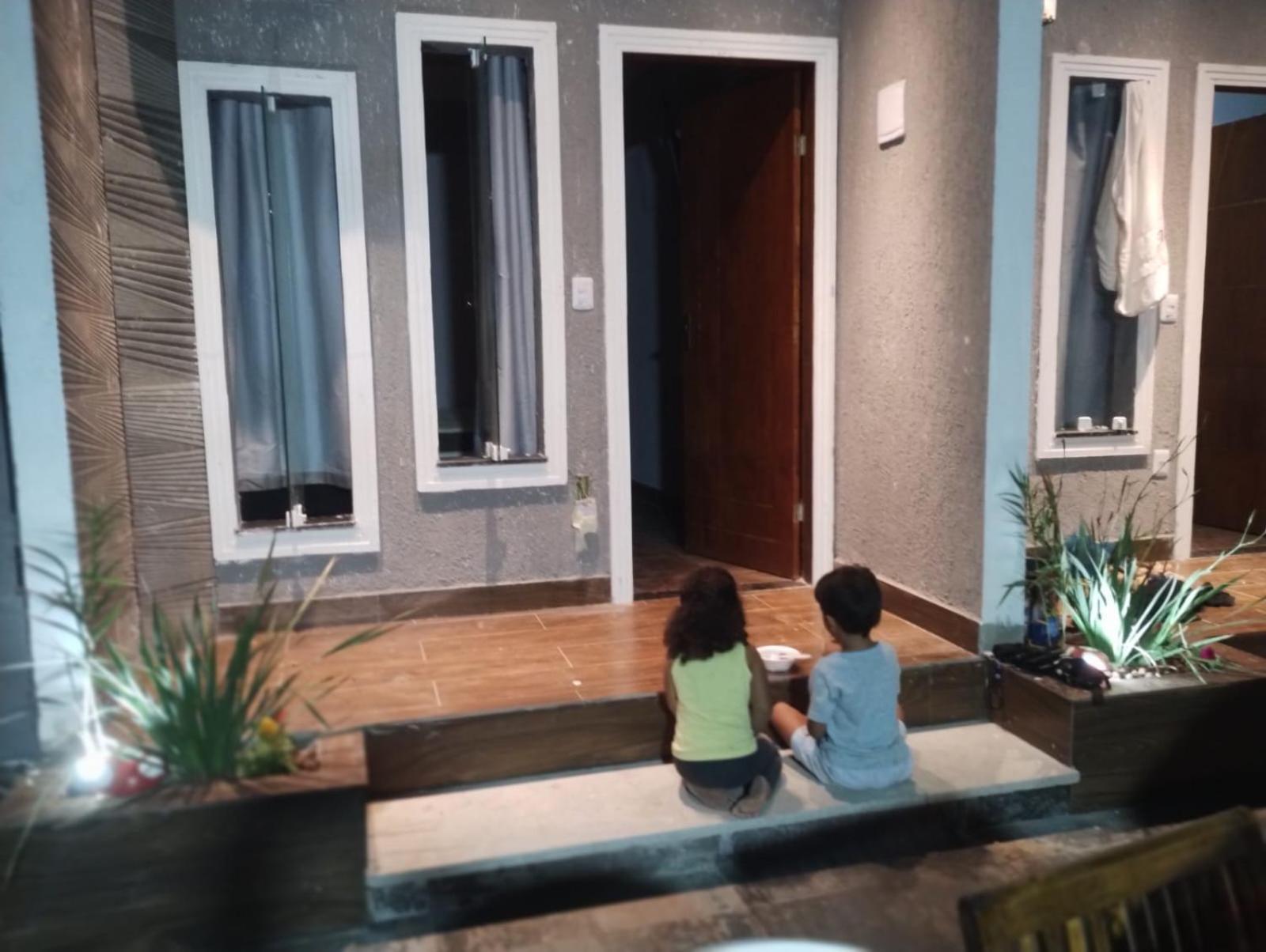 Pousada Recanto Beach House - Cabo Frio - Rj- Unamar- Cond Florestinha - 1 Min A Pe Da Praia Tamoios 外观 照片